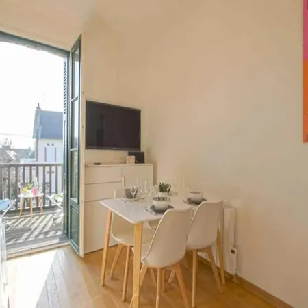 Apartamento For 6 People